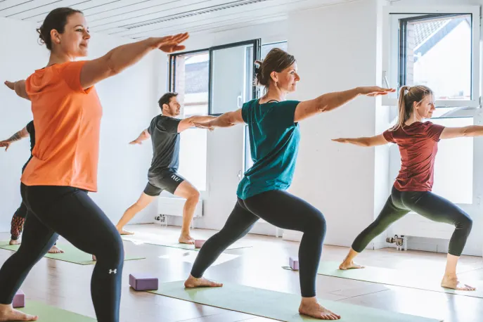 Titelbild für den Kurs Power-Yoga